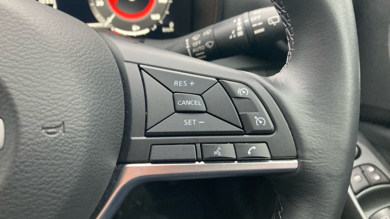 Nissan Juke 1.6 Hybrid N-Connecta 5dr Auto Hybrid Hatchback